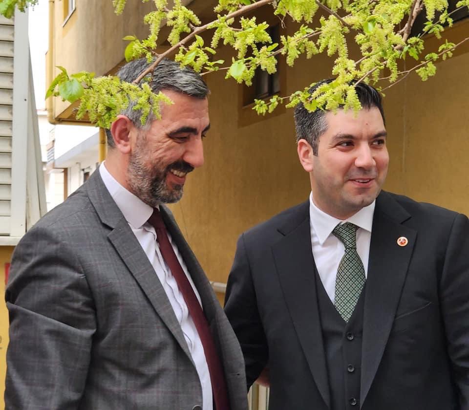 mhp_maltepe's tweet photo. Milletvekili Adaylarımız ve il yöneticilerimiz ile birlikte Maltepe Fındıklı Mahallesi Esnafımızı ziyaret ettik
@shngrz
@MGngr0
@YigitEmreALTUN
@MahmutCoskunMHP
@_MHPistanbul_
@sertel_selim https://t.co/cn4bWeylSn