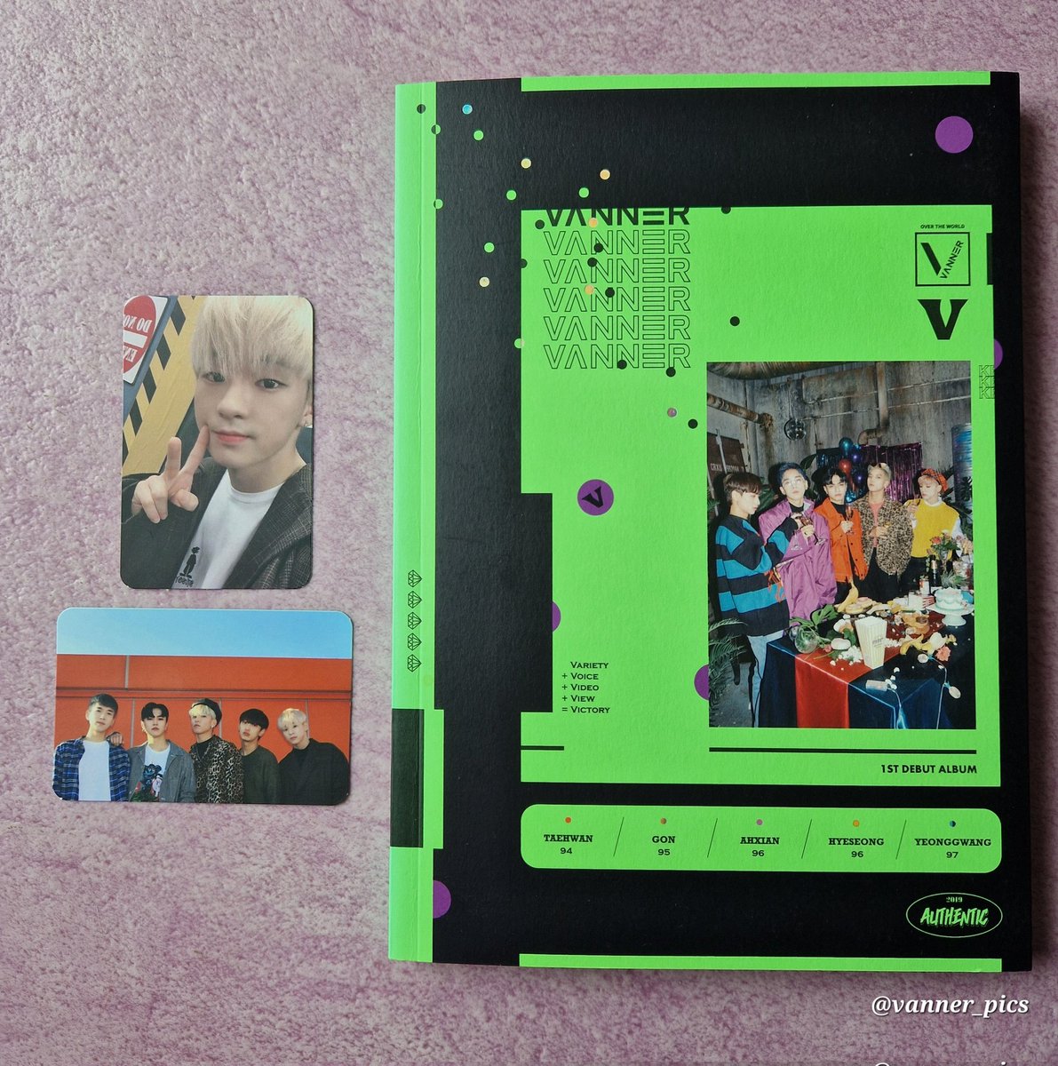 vanner_pics's tweet photo. Hello everyone 🦋
I was wondering if anyone would be interested by these 2 Vanner's albums ? 
This is their debut album and the 2nd one is signed by all the members! Feel free to reply to this tweet or dm me <33 https://t.co/qmwoYP1Vv7