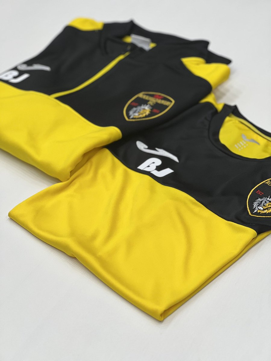 More #joma player kit packs heading out to <a href="/RoversRockfield/">Rockfield Rovers</a> 🟡⚫️