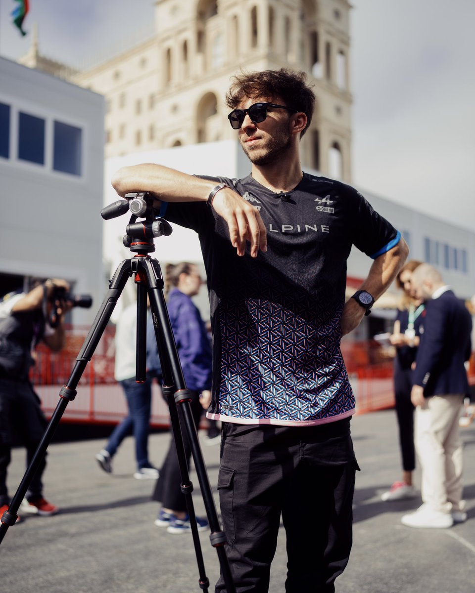 AlpineF1Team's tweet photo. iykyk 😏

#AzerbaijanGP https://t.co/4yFnZ2oJ7w