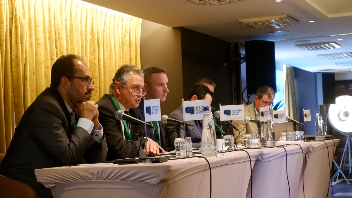 EUDefenceAgency's tweet photo. @HybridCoE @eu_eeas @EUSec_Defence @Armada_esp @MarinhaPT @EU_MARE @EMSA_EU @uniofgalway @SubseaCables #CMIP23
- Risk that European CMIP governance remains ‘siloized’ between multiple maritime security actors.
-CMIP needs to be integrated with wider maritime security policies
- Strategic focus on deterrence and prevention of threats to CMIP needed https://t.co/WCDq4SYwDX