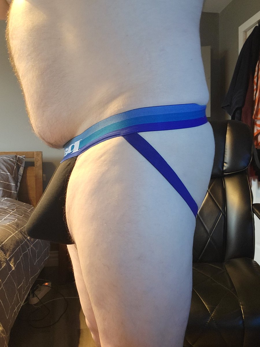 burnsidesocksandjocks tweet media