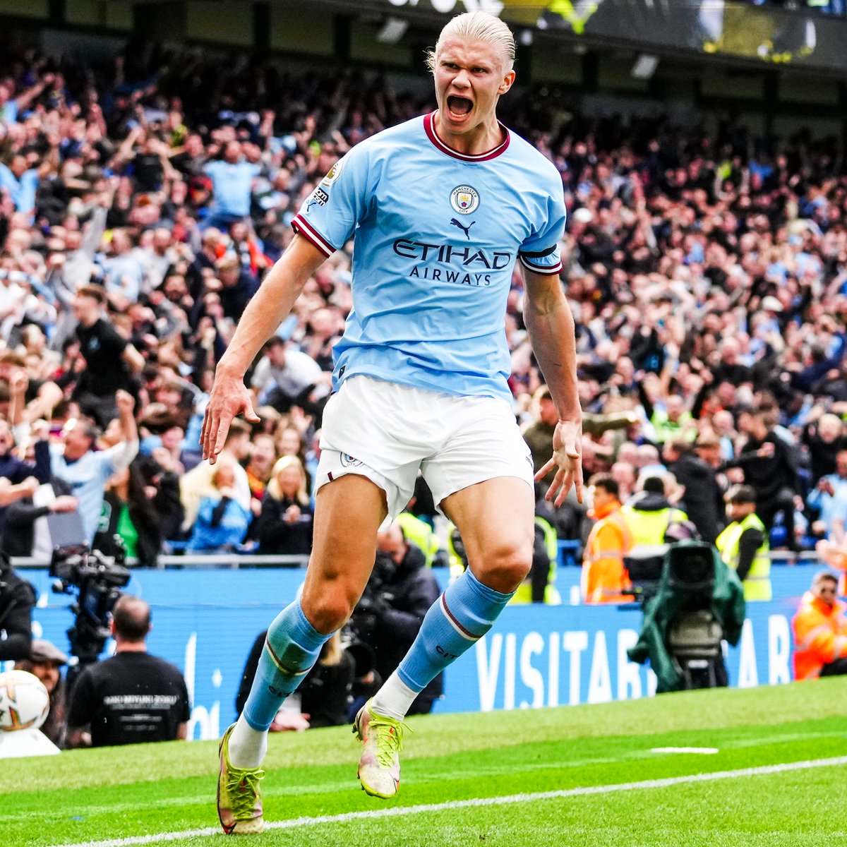 rexsteels's tweet image. Arsenal’s three top scorers—Gabriel Martinelli, Bukayo Saka and Martin Ødegaard—have a combined 41 goals this season.  Erling Haaland has 48 goals.