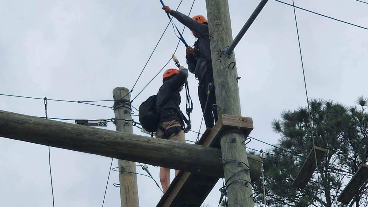 angelboog's tweet photo. TSF Team Bonding. Girls that work together, build together. 💪🏼 🥎 ❤️ https://t.co/FhtespWtnh