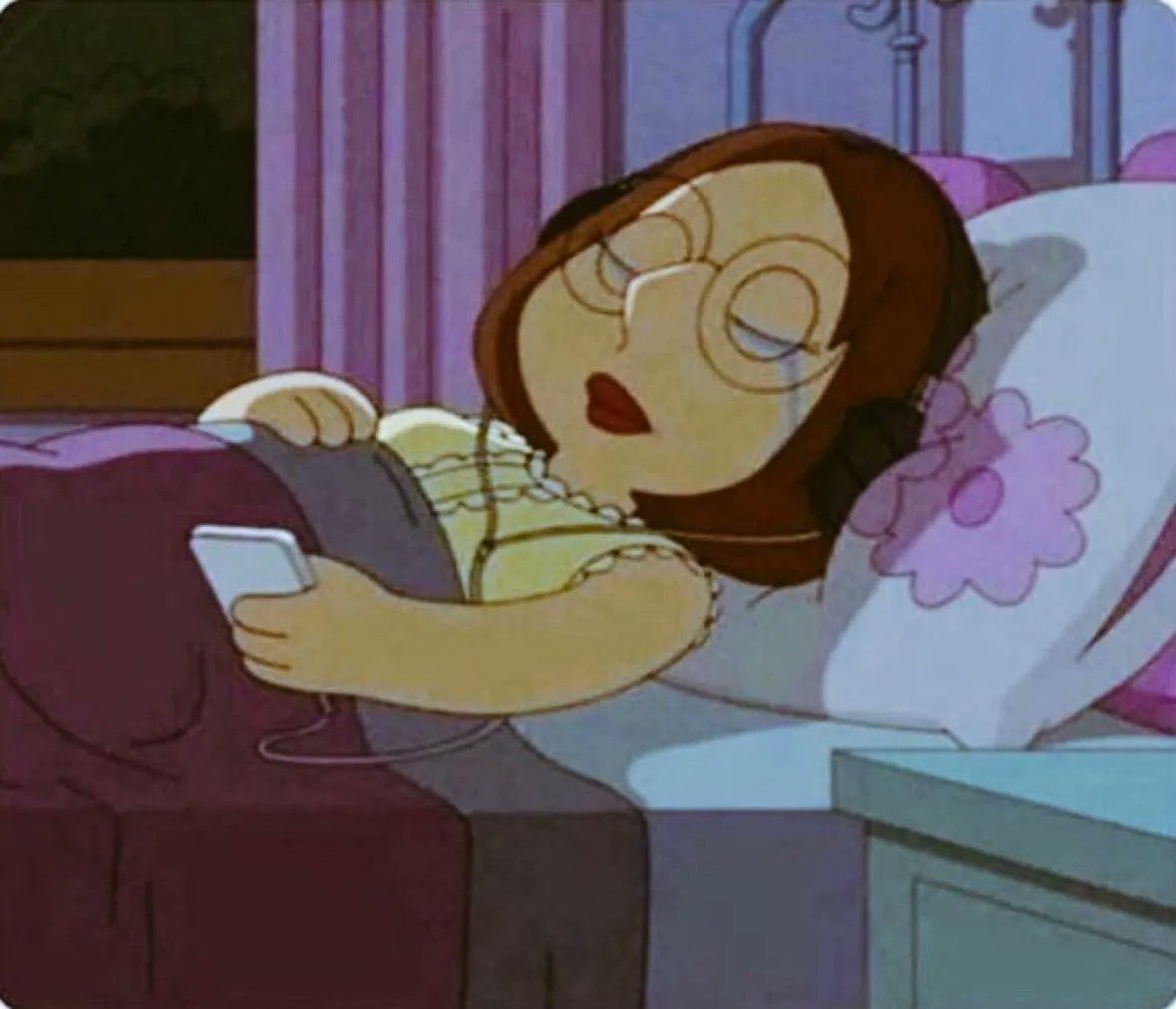 hashjenni's tweet image. "I have to go home I have so much stuff to do"
when I get home: