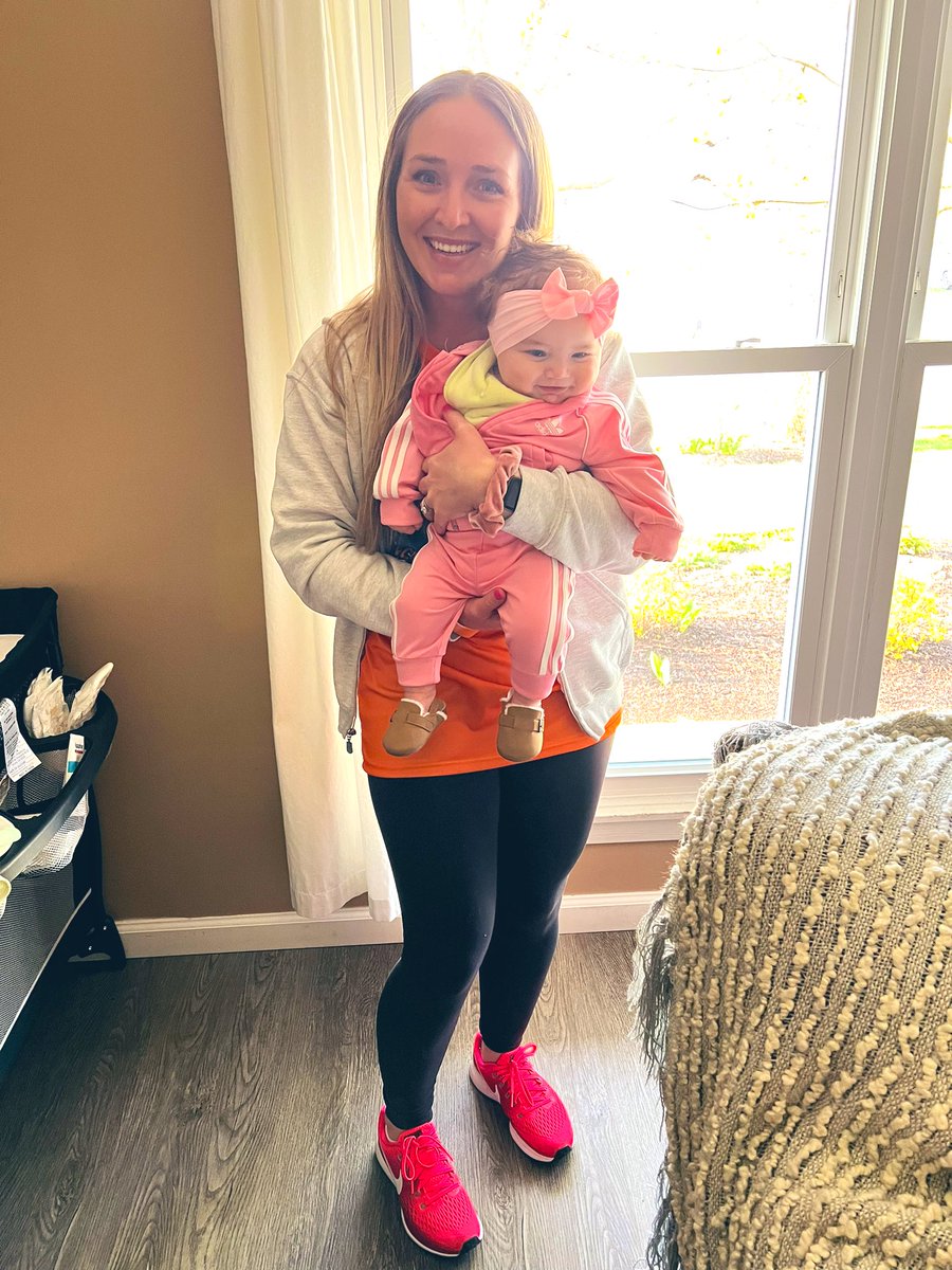 We’re pumped for our Apex event today!! Kinsley had to wear her tracksuit 💜🧡 let’s run! 🏃🏼‍♀️🏃‍♂️
#rcs118life #d118 <a href="/RobertCS118/">Robert Crown School</a>