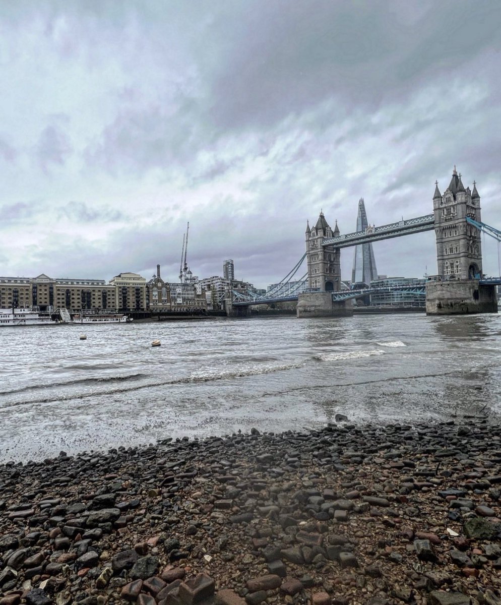 Brooding #towerbridge #thames #thamespath