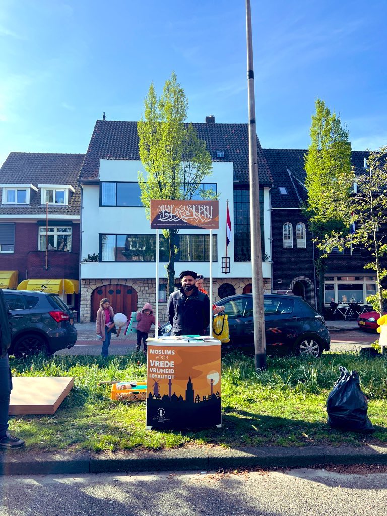 WeertAMJO's tweet photo. #ontdekislam op #Koningsdag2023 in #weert https://t.co/I2sBX9H9pq