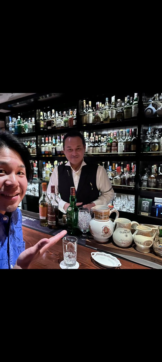 Syoma1988's tweet photo. 憧れの東京恵比寿BAR五、最高でした！

ある日YouTubeで見つけたSTAY BARチャンネル。

そこから僕のジントニック研究は始まりました！

ジントニック、ホワイトレディ、マンハッタン、リベット水割り。

リベット水割り、予想以上でした。

全ての技法をオーダーするやつ。笑 https://t.co/ohogIkv5wQ