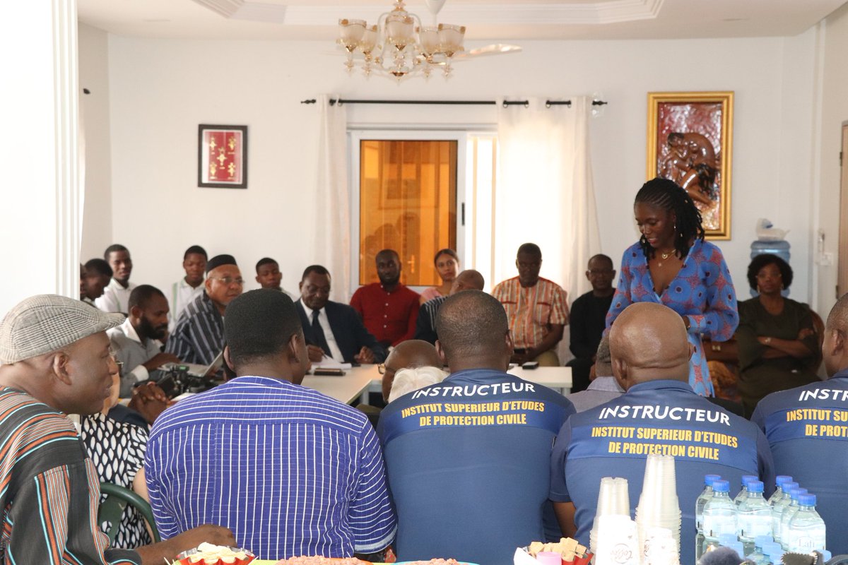 FSscid's tweet photo. La Fondation SScID s’engage dans l’accompagnement des jeunes chercheurs à la réalisation de leurs projets: Dr Myriam Millogo - Enseignant/Chercheur à l’Ecole Polytechnique de Ouagadougou a inauguré la série de Conférences “#ScienceMoi”avec brio. https://t.co/bPTmggUJVs