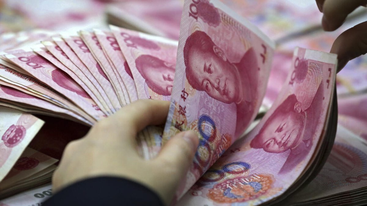 RFI's tweet photo. L'Argentine abandonne le dollar au profit du yuan pour payer ses importations chinoises https://t.co/Wk9yGDsNrY https://t.co/2Kd6jHgU0f