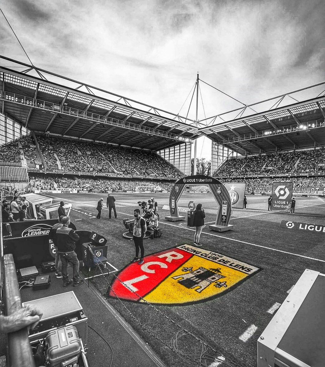 Syl_va_No's tweet photo. Pour les personnes qui voulaient le cliché sur un autre post.
🔴🟡
#RCLens https://t.co/CDfUDpizwE