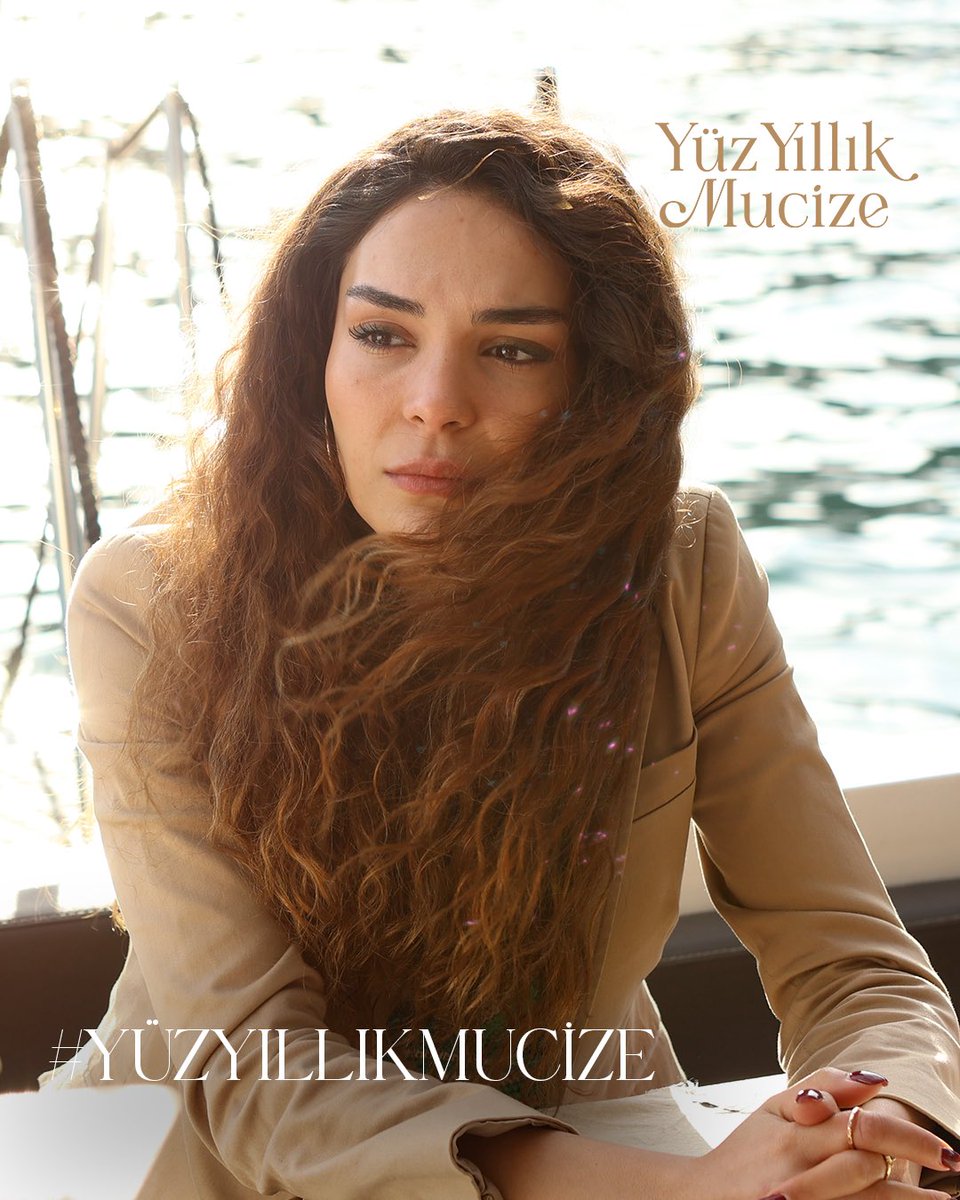 Yüz Yıllık Mucize yeni bölümüyle bu akşam 20.00'de <a href="/startv/">STAR TV</a>'de!⁠
⁠
Bölüme dair tahminlerinizi #YüzYıllıkMucize etiketi ile yorumlara bırakın!⁠
⁠
#YüzYıllıkMucize bir <a href="/OGMPictures/">OGM Pictures</a> yapımıdır.