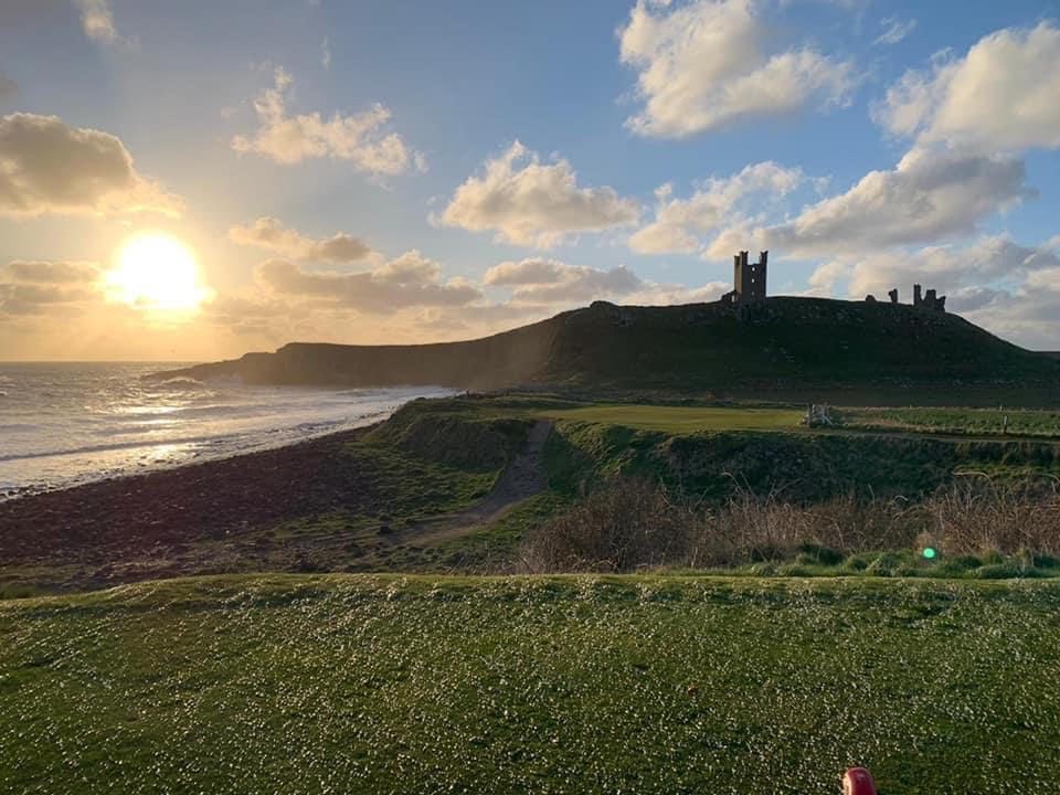 BeachQuiet's tweet photo. 10% off ur green fees  @Golfdunstan  when u stay with us - fab bit  of the Country -,get a group &amp; stay at #DunstanHall (sleeps 18) - we’ll provide a chef &amp; you can have your own Tournament! https://t.co/M7IonGEXXc https://t.co/X1Q4Ws21Sh