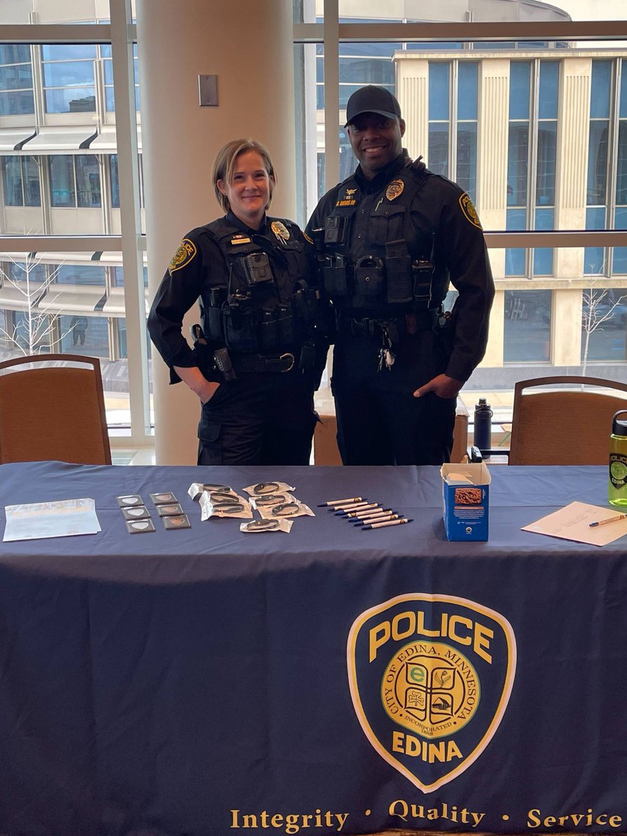 EdinaPoliceFire's tweet image. Last weekend, the Edina/Eden Prairie Explorers won 12 awards at the 48th annual Explorer Conference in Rochester, MN! This group competed with over 270 Explorers from 40 departments. They were accompanied by Officer Jepson and Officer Davis who cheered on the team and recruited!