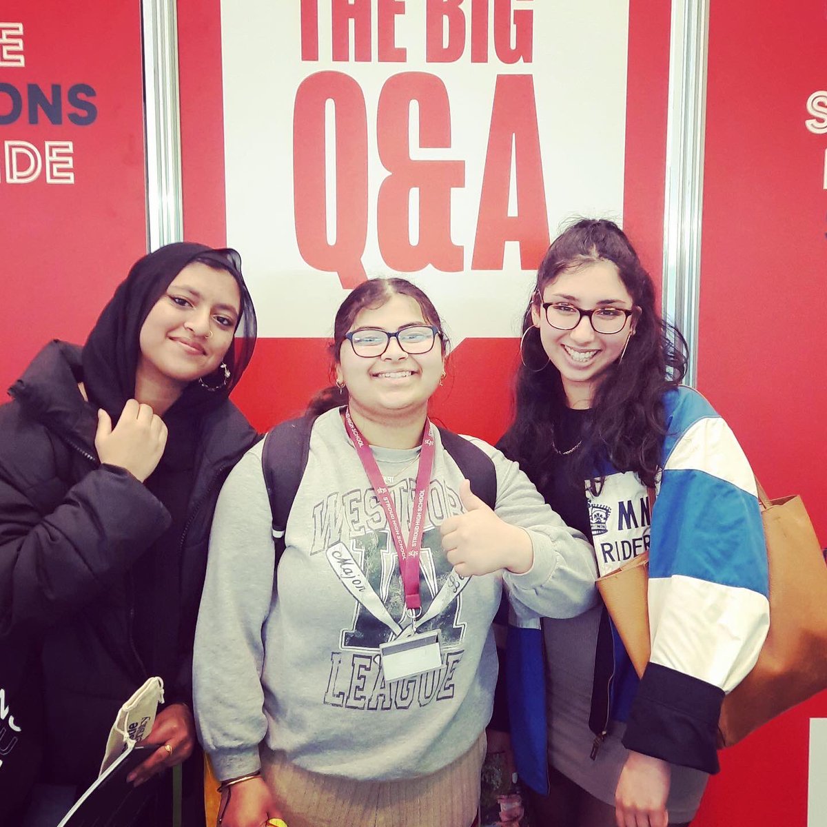 6thFormSHS's tweet photo. Year 12 are at @ucas_online #ucasdiscoveryexhibition @ICCWales finding out all about #post18options π΄σ §σ ’σ ·σ ¬σ ³σ Ώ
#ucasdiscovery #careersandfutures #everythingispossible https://t.co/0223ayFPIR