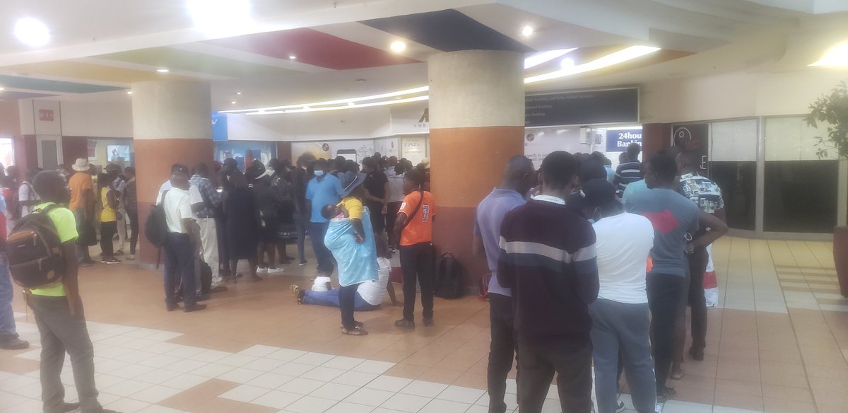 tynnoee's tweet photo. @NMBBankZim This can't be the it. Something is not right with your bank cause one cant spend an hour just to collect their money https://t.co/yDrqfJ9VGC