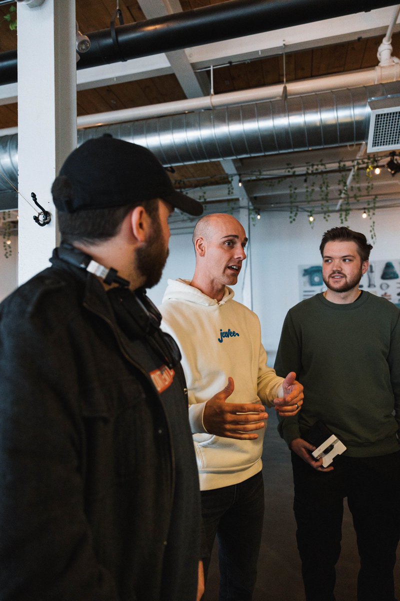Haroldpeds's tweet photo. @drinkjuvee Toronto meetup. Thanks for having me! 

Youre an inspiration @slkeene https://t.co/OrqAXTMrSL