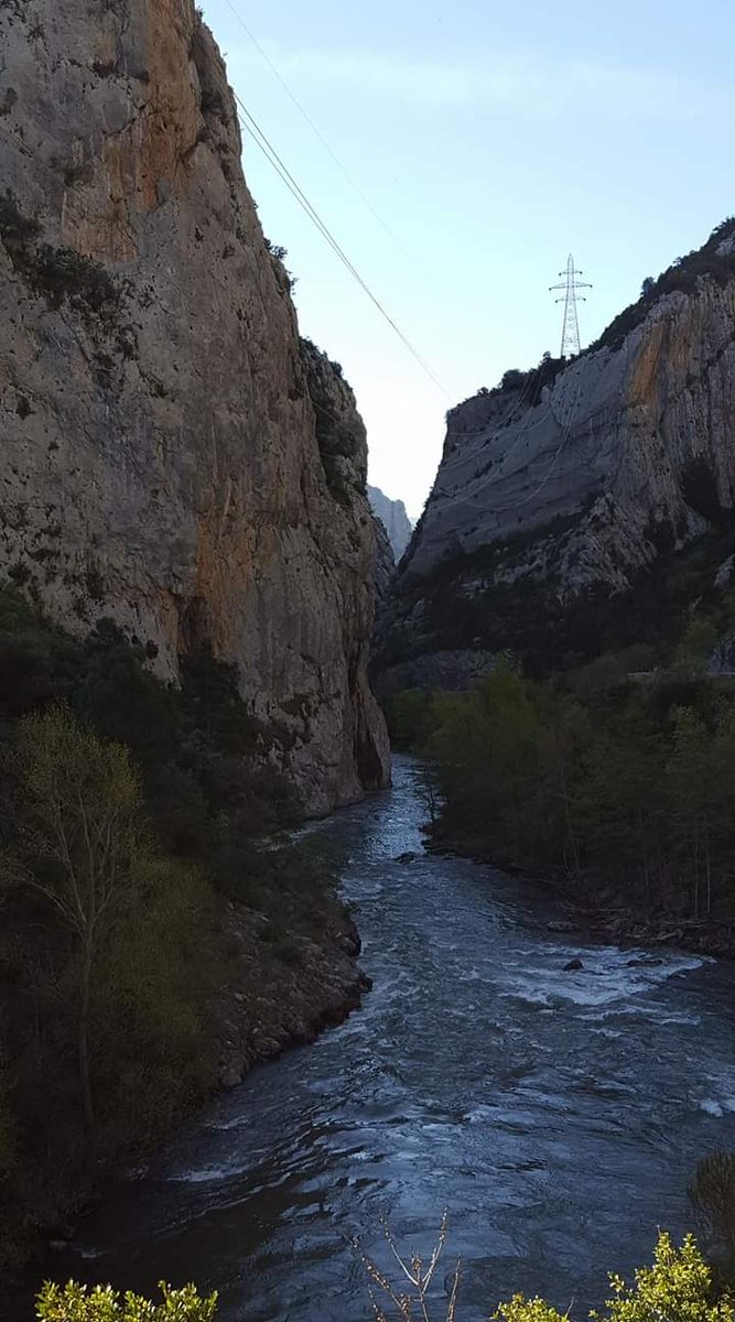 PaisatgesC's tweet photo. Passejant per Catalunya.
Congost de Collegats. #Collegats #descobrir #pallarsjussa @TurismeJussa #naturalbeauty https://t.co/9A0klJliUU
