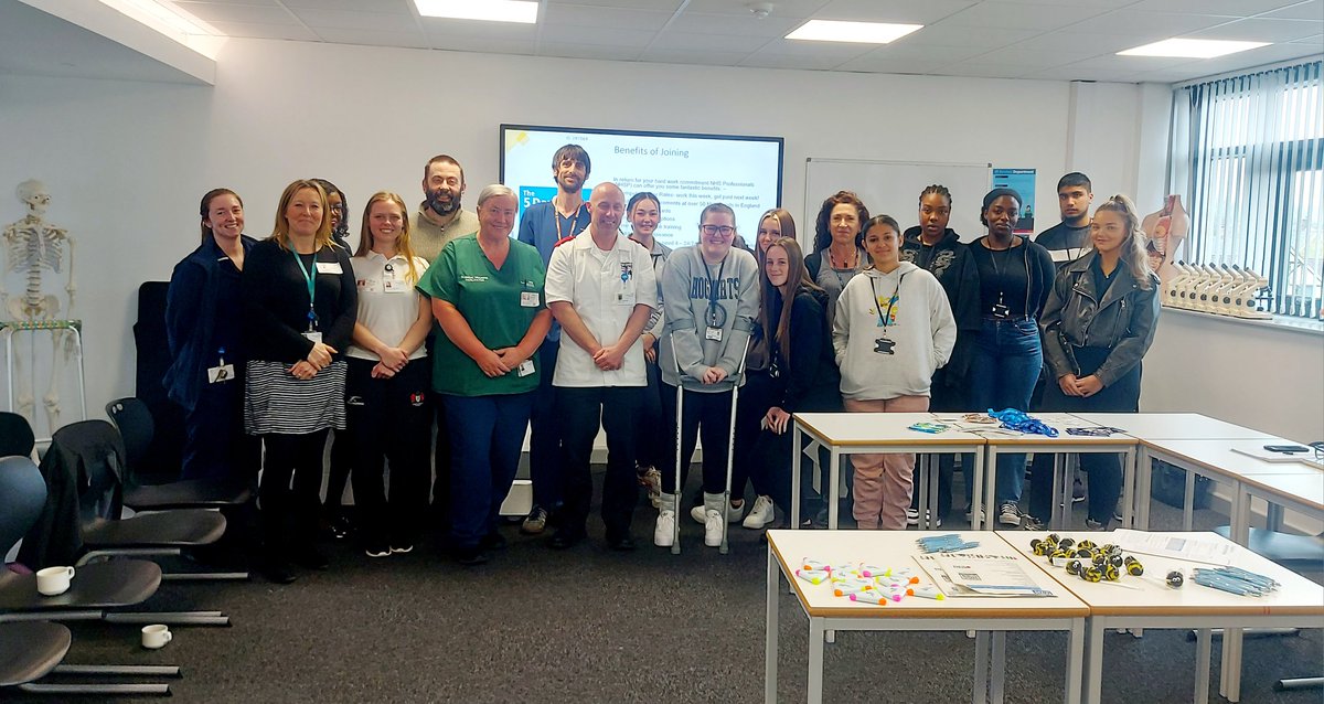 Melanie Lamb (@tandgetd) on Twitter photo Today, staff from Tameside and Glossop Integrated Care NHS Foundation Trust visited Level 3 Health and Social Care student at Tameside College for an inspirational careers chat. <a href="/keb2105/">kelly thompson</a> <a href="/TamesideCollege/">Tameside College</a> <a href="/tandgicft/">T&G Integrated Care</a> Today, staff from Tameside and Glossop Integrated Care NHS Foundation Trust visited Level 3 Health and Social Care student at Tameside College for an inspirational careers chat. <a href="/keb2105/">kelly thompson</a> <a href="/TamesideCollege/">Tameside College</a> <a href="/tandgicft/">T&G Integrated Care</a>