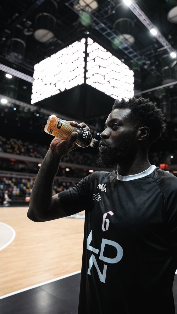 LondonLions's tweet photo. πͺ Keeping us fighting fit for the @BBLofficial Playoffs!
Big β€οΈ to @iPROHydrate for keeping us hydrated and energised throughout the season ππ€
#wearelondon #iProHydrate https://t.co/888ywgFc2b