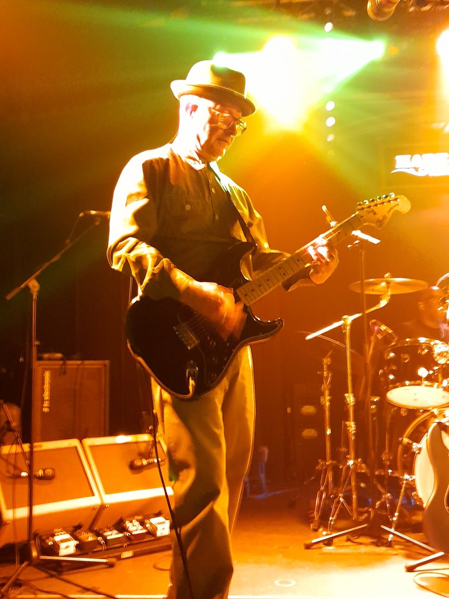 ceefaxsteve's tweet photo. @jez_kerr @hareandhounds Fantastic set, loved the versatility with constant swapping of instruments. https://t.co/N6oFA48j6A