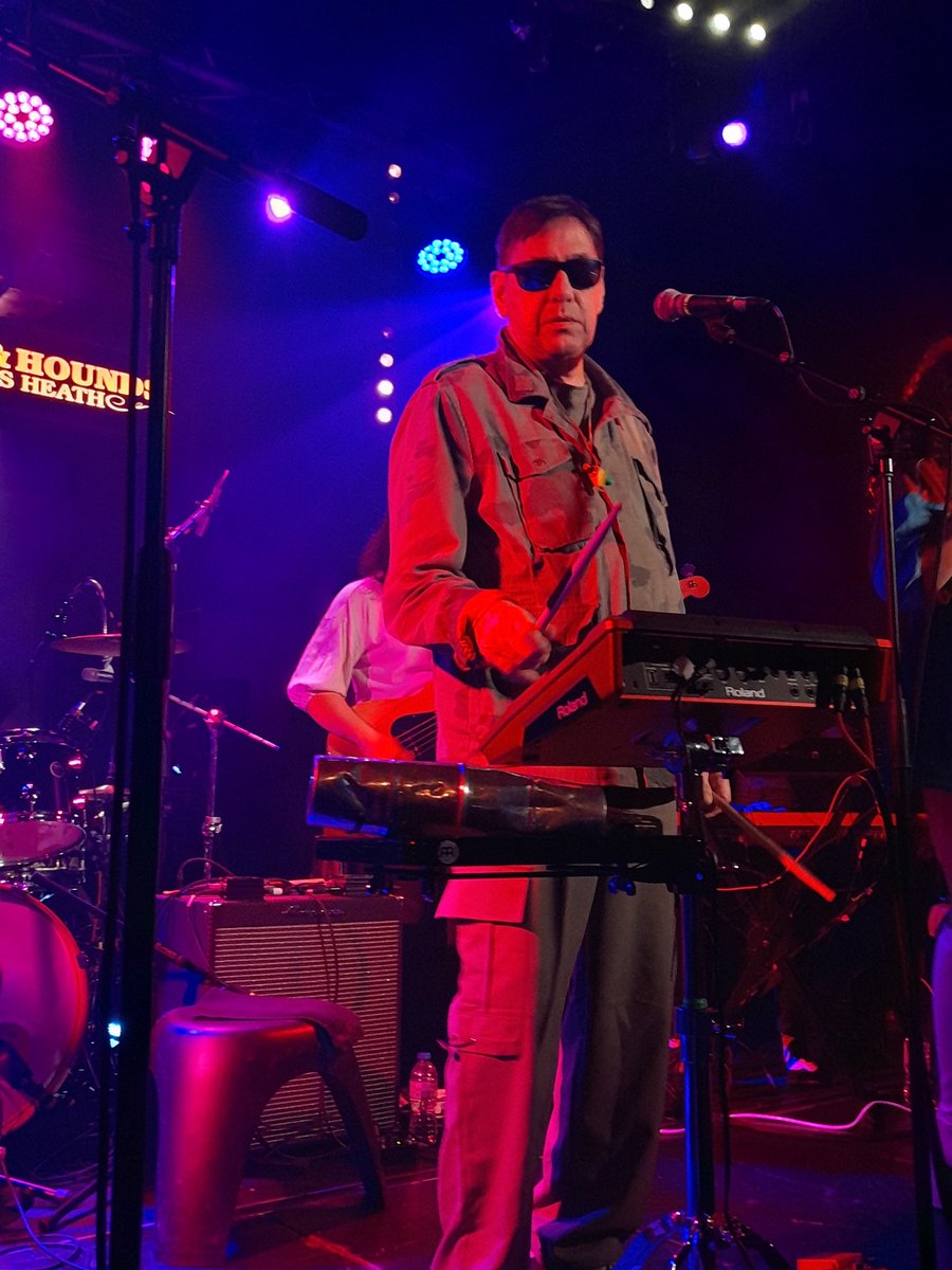 ceefaxsteve's tweet photo. @jez_kerr @hareandhounds Fantastic set, loved the versatility with constant swapping of instruments. https://t.co/N6oFA48j6A