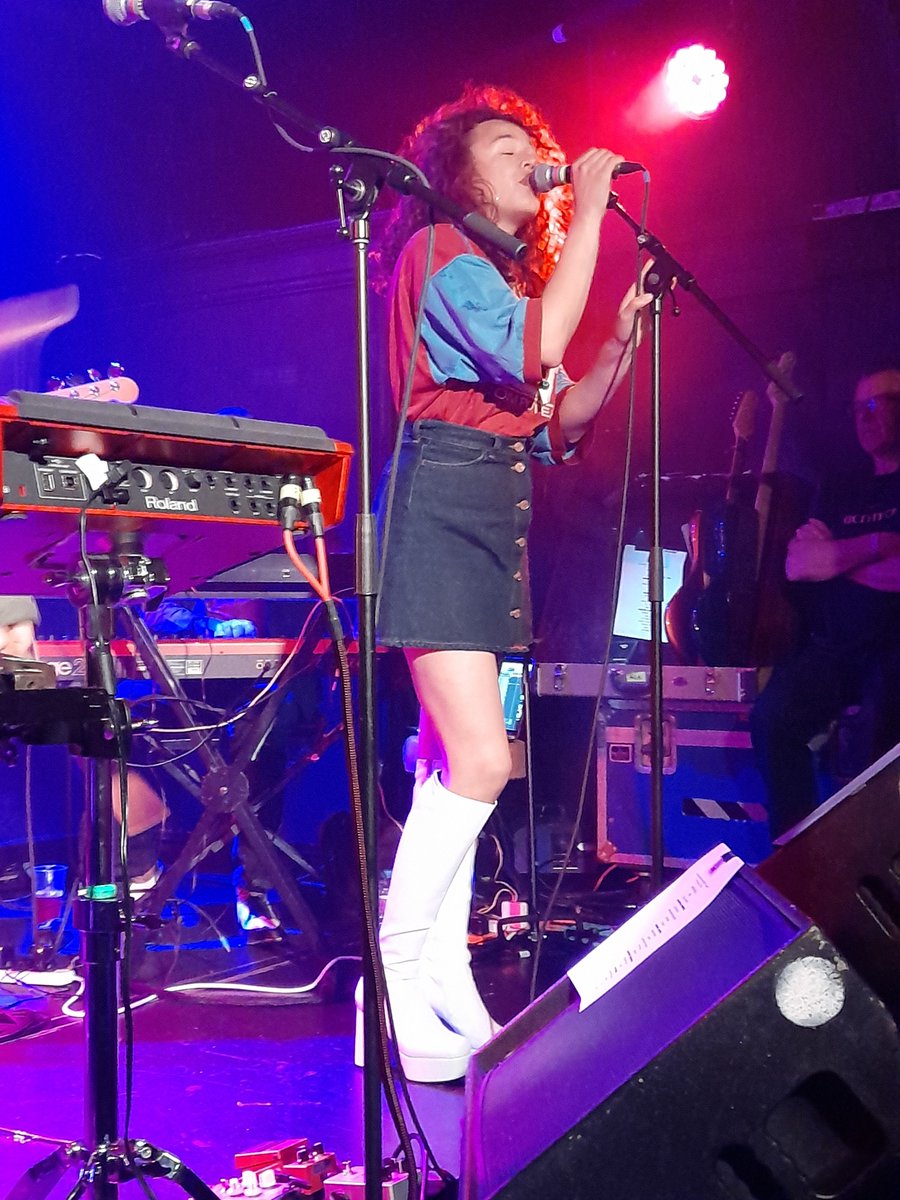 ceefaxsteve's tweet photo. @jez_kerr @hareandhounds Fantastic set, loved the versatility with constant swapping of instruments. https://t.co/N6oFA48j6A
