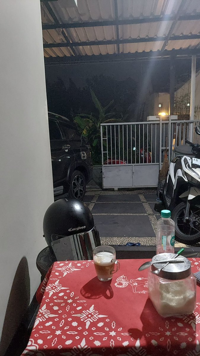 Capucino ditemani suara jangkrik, bersiap menyambut kedatangan <a href="/kejarlahmimpi/">David Efendi</a>