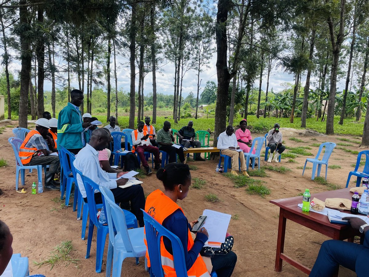 AmulaAlbert's tweet photo. In our continued effort of ensuring that projects are completed on time &amp; also ensure value for money we held a site meeting for Namwaya Health center II upgrade in Tororo district with the contractor &amp; district stakeholders.
@millybabalanda @ObothOboth @HonOpendi @MinofHealthUG https://t.co/V6Vv3nCSZC