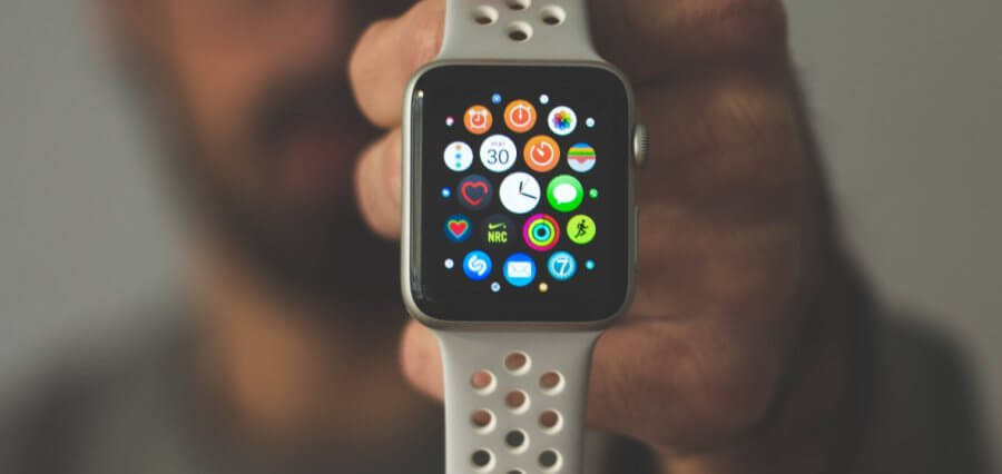URfranchise's tweet photo. Apple Watches may want to employ AI to alter your nutrition, sleep and mood

Read more: https://t.co/9pvaGzti1w

#AppleWatch  #AITechnology #healthcoaching #Apple  #timcook  #smartwatches https://t.co/lzZ6Bj8BID