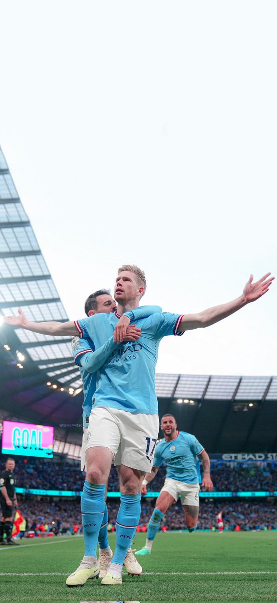 swp4k's tweet photo. 𝟒𝐊 #Wallpapers 
   └📂 #PremierLeageue
     └📂 #MancityArsenal
       └📂 #ManchesterCity
          └📂 #DeBruyne
𝗥𝗲𝘁𝘄𝗲𝗲𝘁 𝗮𝗻𝗱 𝗙𝗼𝗹𝗹𝗼𝘄 𝗳𝗼𝗿 𝗺𝗼𝗿𝗲 𝘄𝗮𝗹𝗹𝗽𝗮𝗽𝗲𝗿𝘀 👀✨
#week33 #ManCity #ARSMCI #Kevindebruyne 
#دي_بروين
 #خلفيات #مانشستر_سيتي_ارسنال https://t.co/fhuO4MpdU2