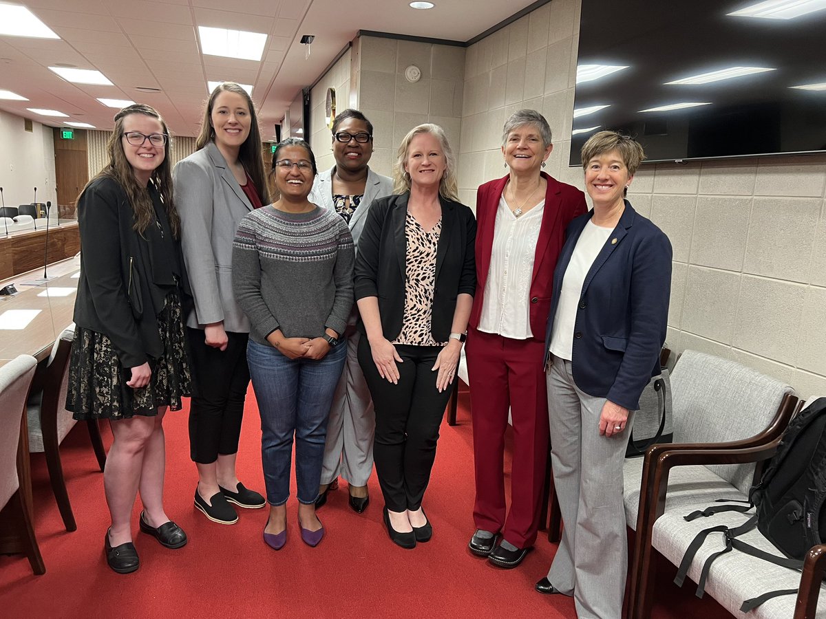 Pleasure to meet briefly with Sen. Mayfield <a href="/MayfieldforNC/">Sen. Julie Mayfield</a> this morning to discuss education in NC