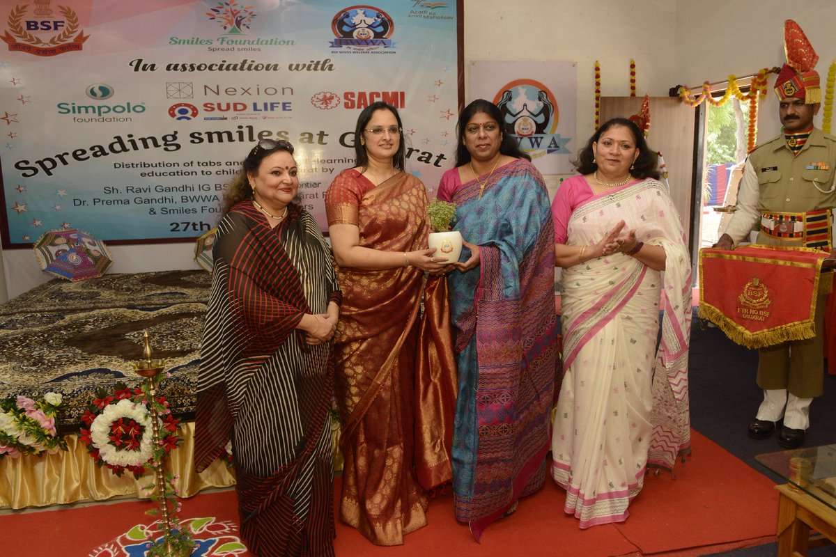 BSF_Gujarat's tweet photo. Dr Prema Gandhi, BWWA President, Gujarat Frontier and Sh Ravi Gandhi, IG BSF Gujarat Frontier, along with Smt Uma Ahuja, Founder and President, Smiles Foundation, handed over tablets and certificates to 50 deserving children.
#EducationForAll #BetterFuture
@SmilesFn @BWWA_India https://t.co/aQ23a6DcJb