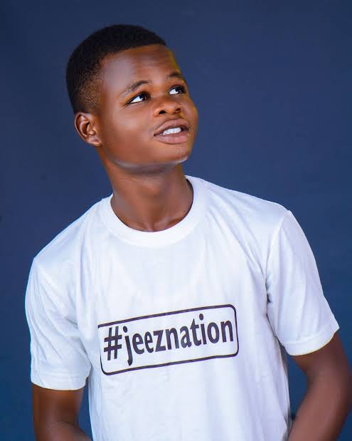 YabaLeftOnline tweet media