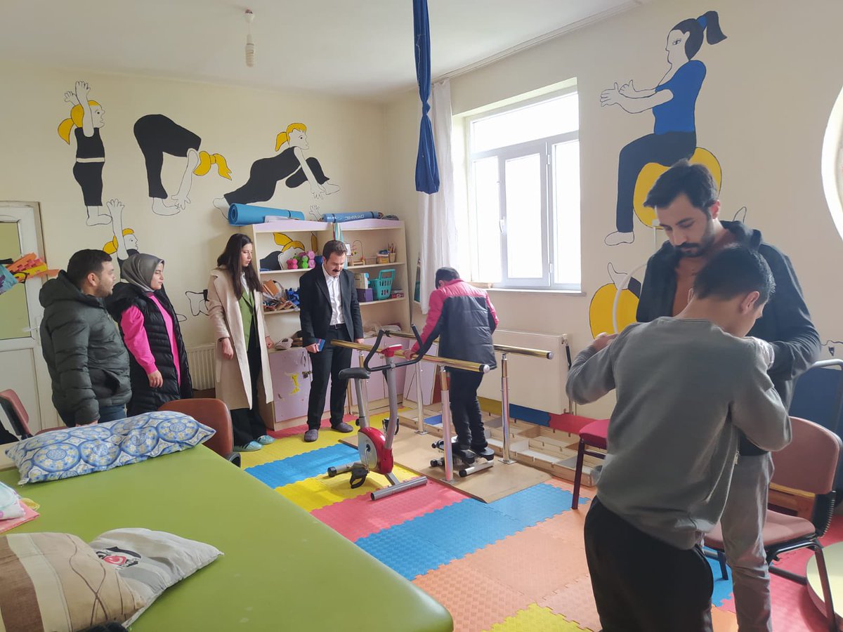 diyadinmem's tweet photo. Müdürlüğümüze bağlı olarak faaliyet gösteren Özel Eğitim ve Rehabilitasyon Merkezleri  denetlendi.

@tcmeb
@miakarali
@agrimem
@hasan_kokrek 
@Diyadin004
@remzi0479 https://t.co/dA5bLkUDl5
