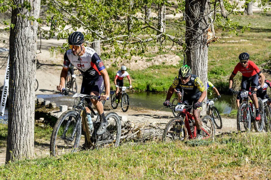 frutocfotos's tweet photo. XXI MTB COLMENAR VIEJO 2023
📸 🏊🚴🏃♂️
Todas tus fotos en @barrel.cloud
#frutocfotos # mtb #yourbarrel #ducrosseries #triatlonmadrid #fotosdeportivas #photosport #ciclismo #madrid #frutoctwitter #triatlon #montan #federacionmadrileñaciclismo #fmt #montainbike #colmenarviejo https://t.co/sNN3mHGXCr