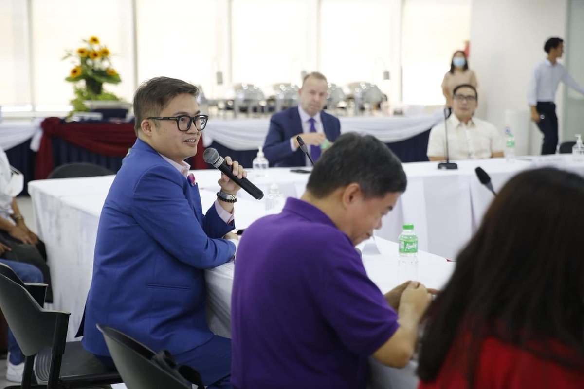IloveTaguig1's tweet photo. The City Government of Taguig, led by Mayor Lani Cayetano, and the American Chamber of Commerce of the Philippines, Inc. (AmCham) convened a meeting as part of AmCham’s LGU Doorknock series at Kalayaan Hall, SM Aura on April 25.
#ilovetaguig https://t.co/uHh4PWTW2v