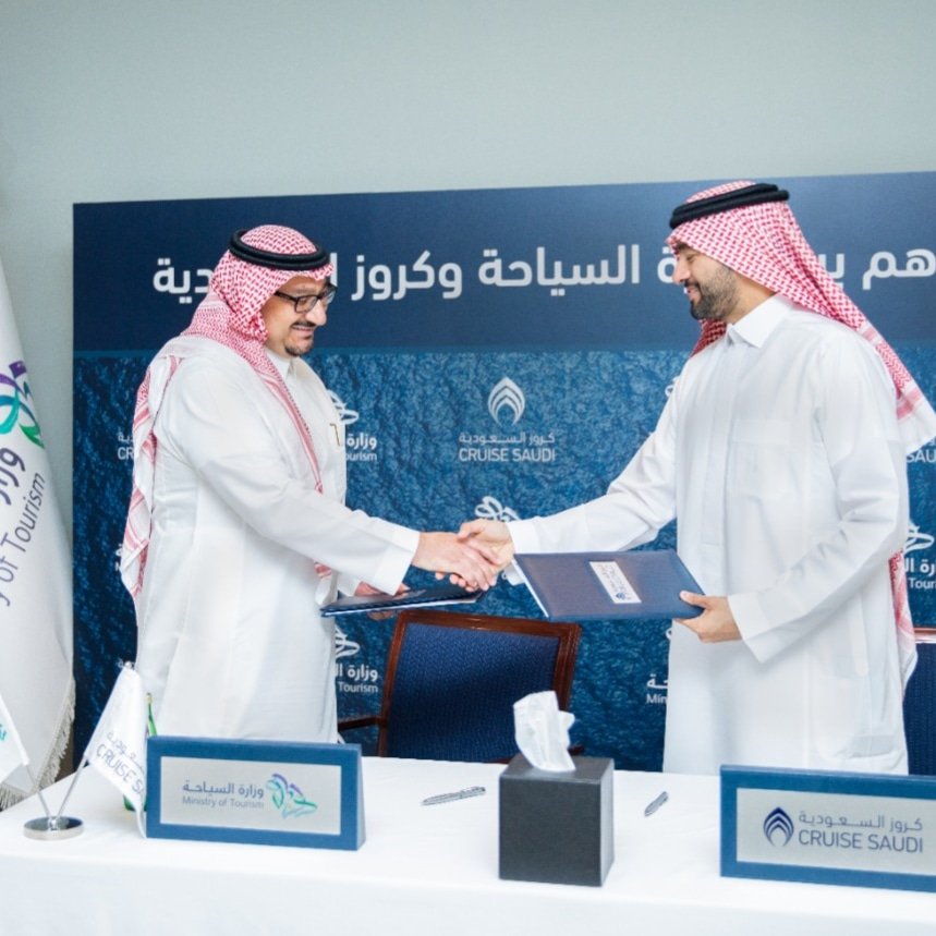 openmarkat's tweet image. الرحلة الأمثل لك ولعائلتك، أبحر الآن في واحدة من أكبر السفن في أسطول
🛥😍ام اس سي كروز
#أبحر_على_هواك