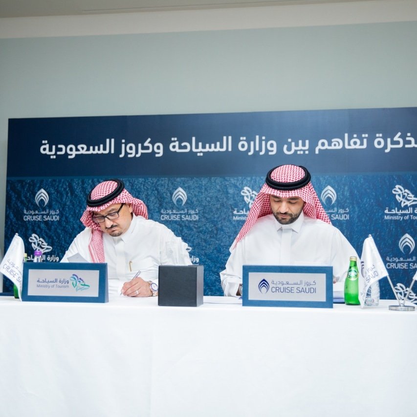 openmarkat's tweet image. الرحلة الأمثل لك ولعائلتك، أبحر الآن في واحدة من أكبر السفن في أسطول
🛥😍ام اس سي كروز
#أبحر_على_هواك