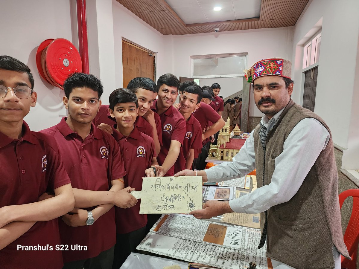 tankrilipi's tweet photo. ‘हिमाचल उत्सव’
संस्कृति सदन मण्डी।
हिमाचल भाषा एवं संस्कृति विभाग, जिला मण्डी का आभार। प्रदेश के विभिन्न जिलों से आए कलाकारों का भी धन्यवाद 🙏🏽
#HimachalUtsav #AmritMahotsav #G20 #LAC #Tankri https://t.co/P2bCjjpRGD
