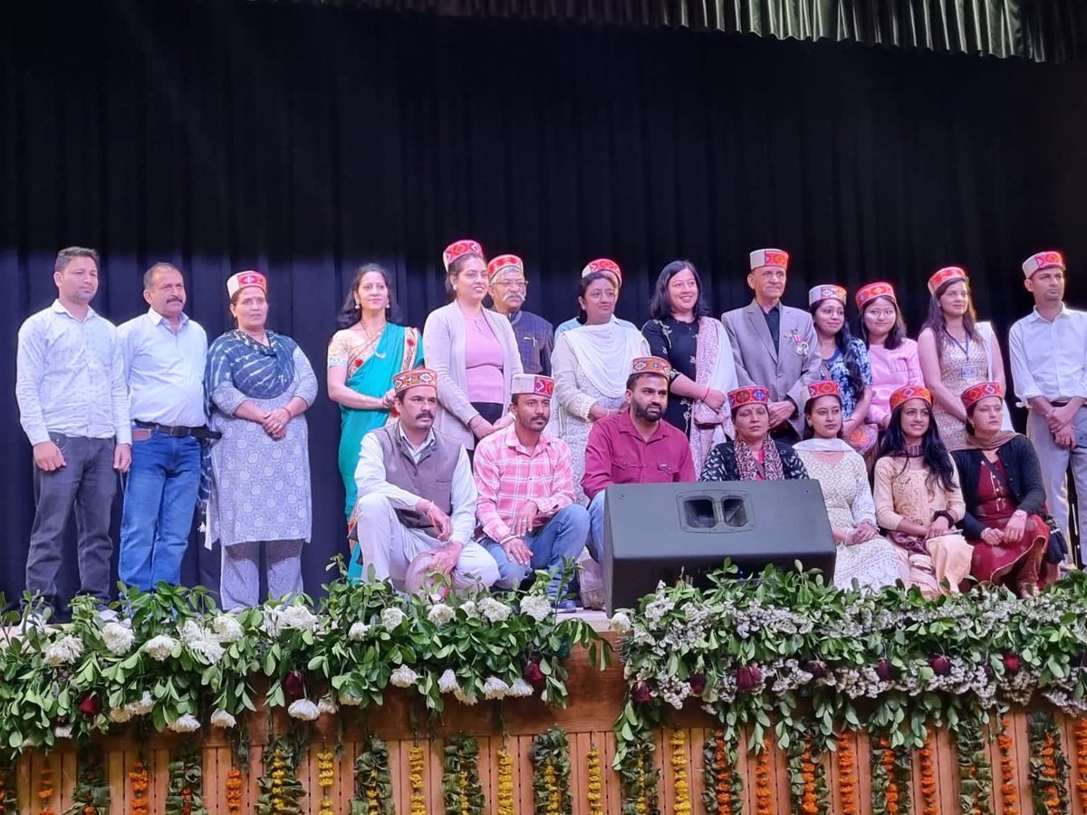 tankrilipi's tweet photo. ‘हिमाचल उत्सव’
संस्कृति सदन मण्डी।
हिमाचल भाषा एवं संस्कृति विभाग, जिला मण्डी का आभार। प्रदेश के विभिन्न जिलों से आए कलाकारों का भी धन्यवाद 🙏🏽
#HimachalUtsav #AmritMahotsav #G20 #LAC #Tankri https://t.co/P2bCjjpRGD