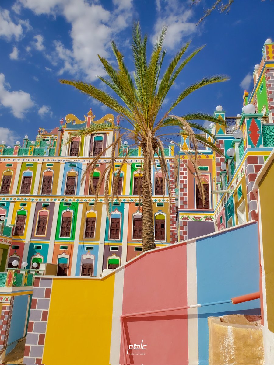 جمال التاريخ والعراقة في قصر بقشان ⌛️
تجربة تراثية رائعة تنتظرك في #حضرموت ✨

📸 : عاصم الحاجبي #اليمن