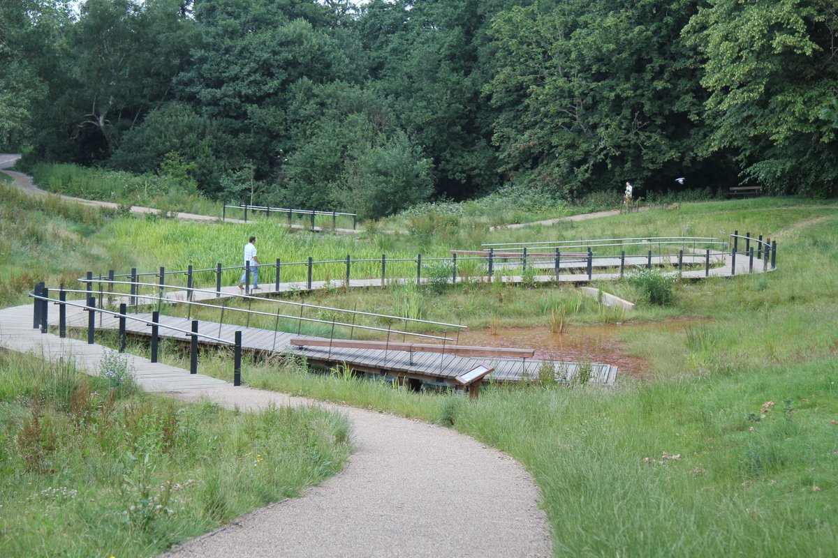 BlakedownLandsc's tweet photo. #ThrowbackThursday to Grosvenor &amp; Hilbert Park,  #TunbridgeWells. This regeneration project restored historic parts of the park,  introduced new exciting features and utilised sustainable best practice.   Read more at: https://t.co/UHOq82WdzI
@TWellsCouncil @AllenScott_Ltd https://t.co/kdWVWx3anM