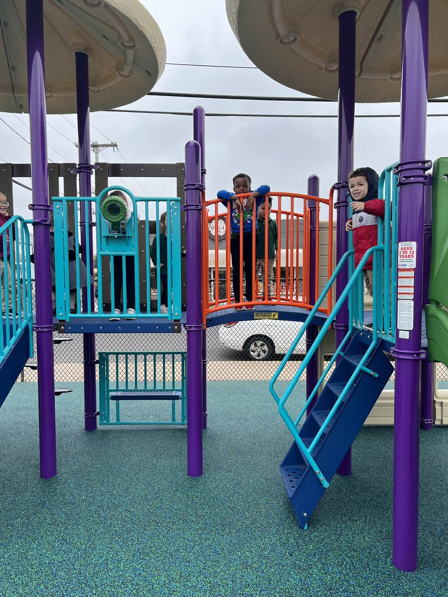 We are loving our new playground 😁🌞