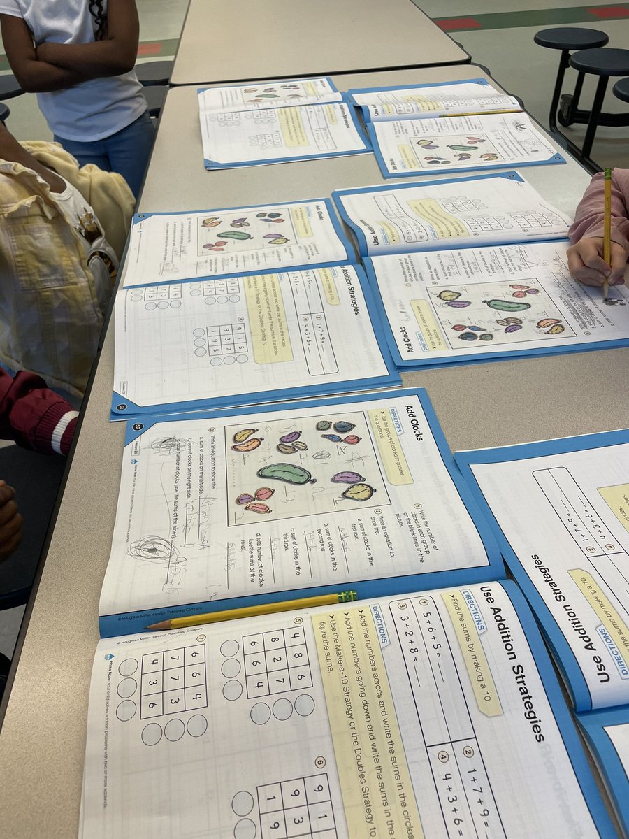 Loveddd the lesson  from this mornings 1st grade intervention block #DTM #GregTang