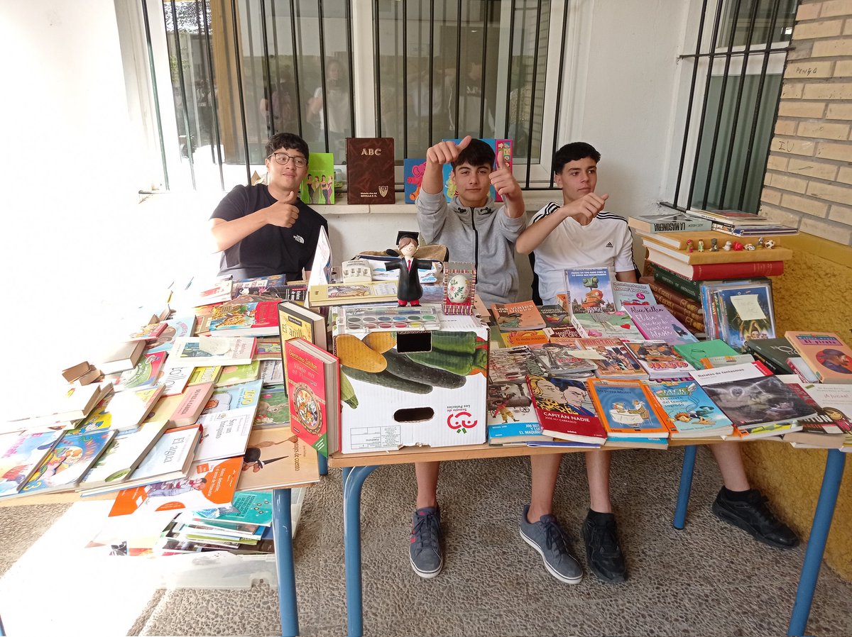 Biblideyne tweet media