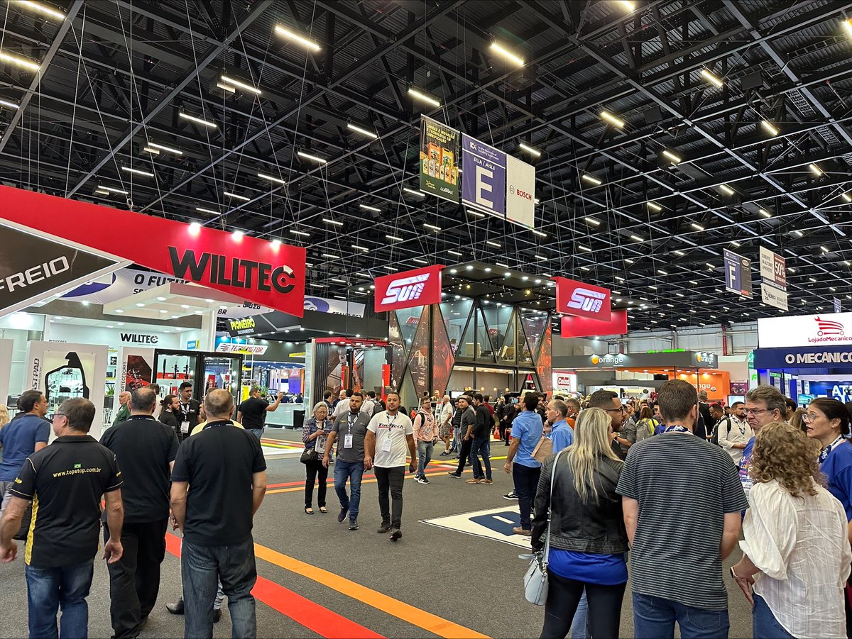 3GTruckTrailer's tweet image. The 3G Team is visiting the Automec Expo in📍São Paulo Brazil.
Great turnout for this event, We look forward to speaking with you if you are here 😁 
-
3gttp.com

#Automec2023 #truckparts #trailerparts #AutomecExpo #SãoPaulo #3GTeam #AutomotiveIndustry