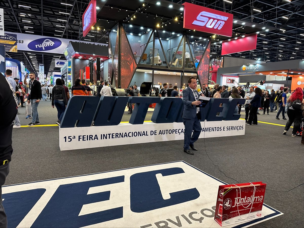 3GTruckTrailer's tweet image. The 3G Team is visiting the Automec Expo in📍São Paulo Brazil.
Great turnout for this event, We look forward to speaking with you if you are here 😁 
-
3gttp.com

#Automec2023 #truckparts #trailerparts #AutomecExpo #SãoPaulo #3GTeam #AutomotiveIndustry