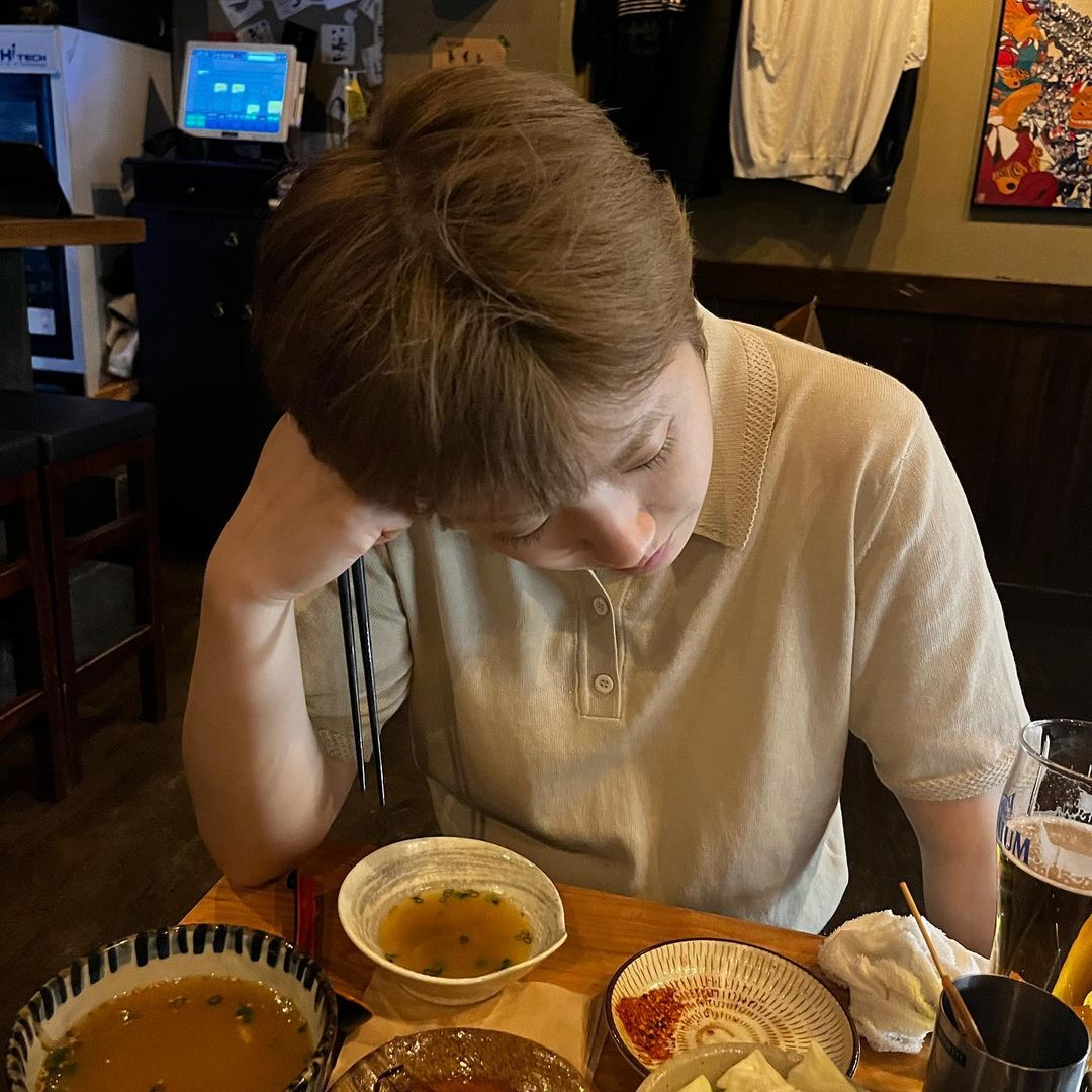 [IG:@ oonnyyuu] 230404: 더웠찌!